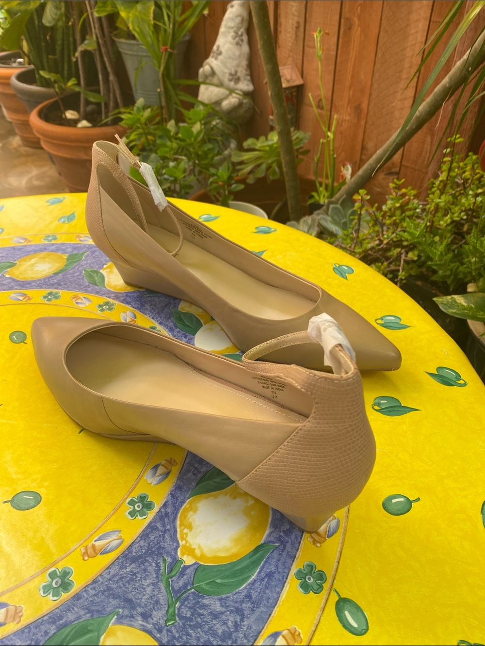 NINE WEST Women’s Beige Wedge Pumps - Classic Pointed Toe - Picture 3 of 8